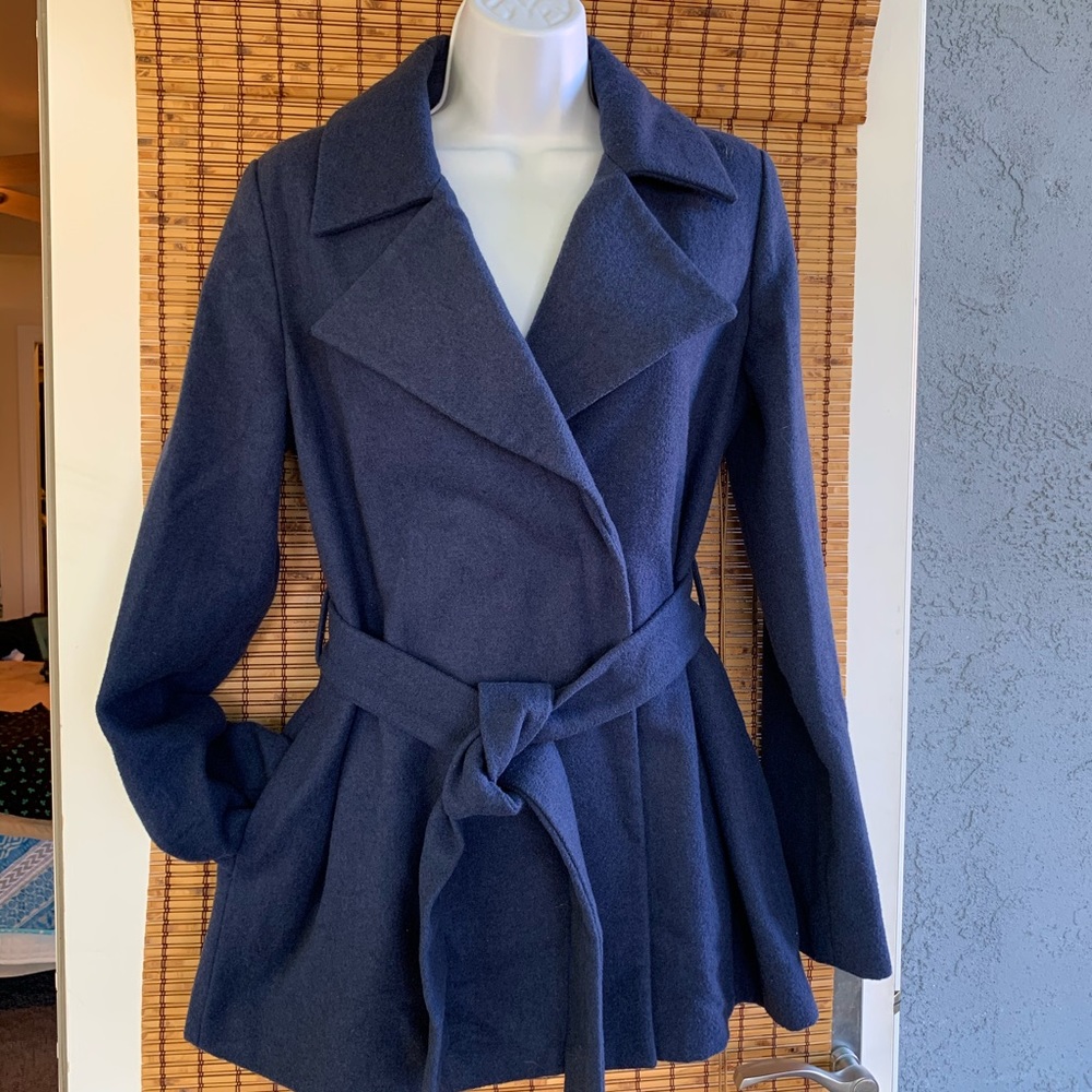 Classic tie waist 🧥 coat